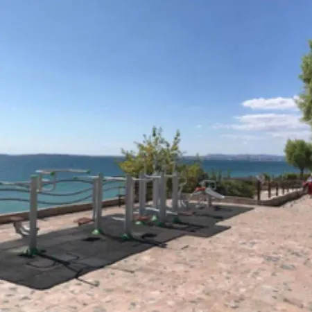 Apartment 2-комнатные у моря 10 бассейнов Crown Noks