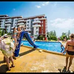 2-комнатные у моря 10 бассейнов Crown Noks