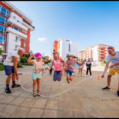 2-Комнатные Апартаменты У Моря 10 Бассейнов Crown Fort Noks Apartment