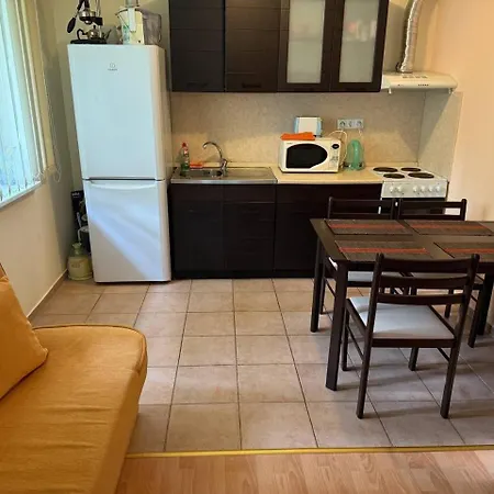 Apartamento 2-комнатные у моря 10 бассейнов Crown Noks Sveti Vlas